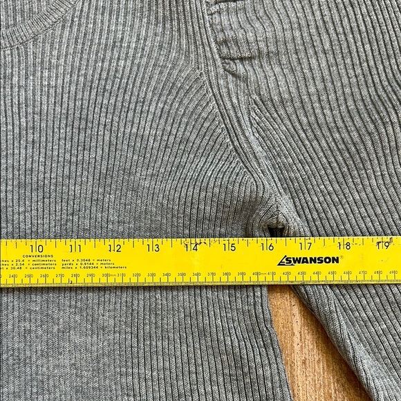 Joe's Puff Shoulder Ribbed Sweater L - Picture 4 of 7